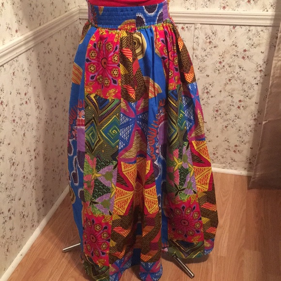 Skirt - Picture 2 of 2